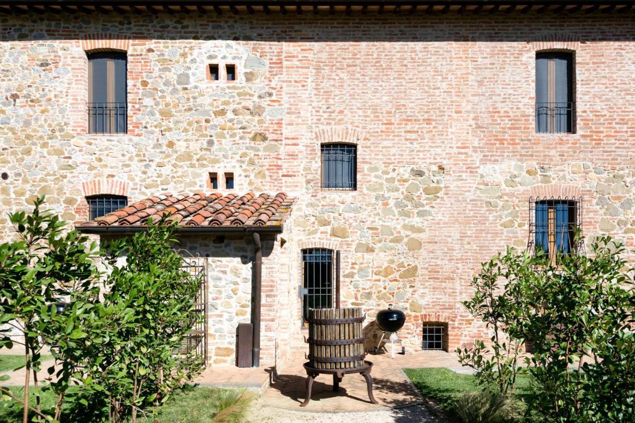 Вилла Borgo Giorgione Monteleone d'Orvieto Экстерьер фото